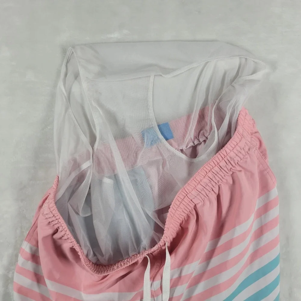 Chubbies On The Horizon Swim Trunks Men's XL Pink Blue 5.5